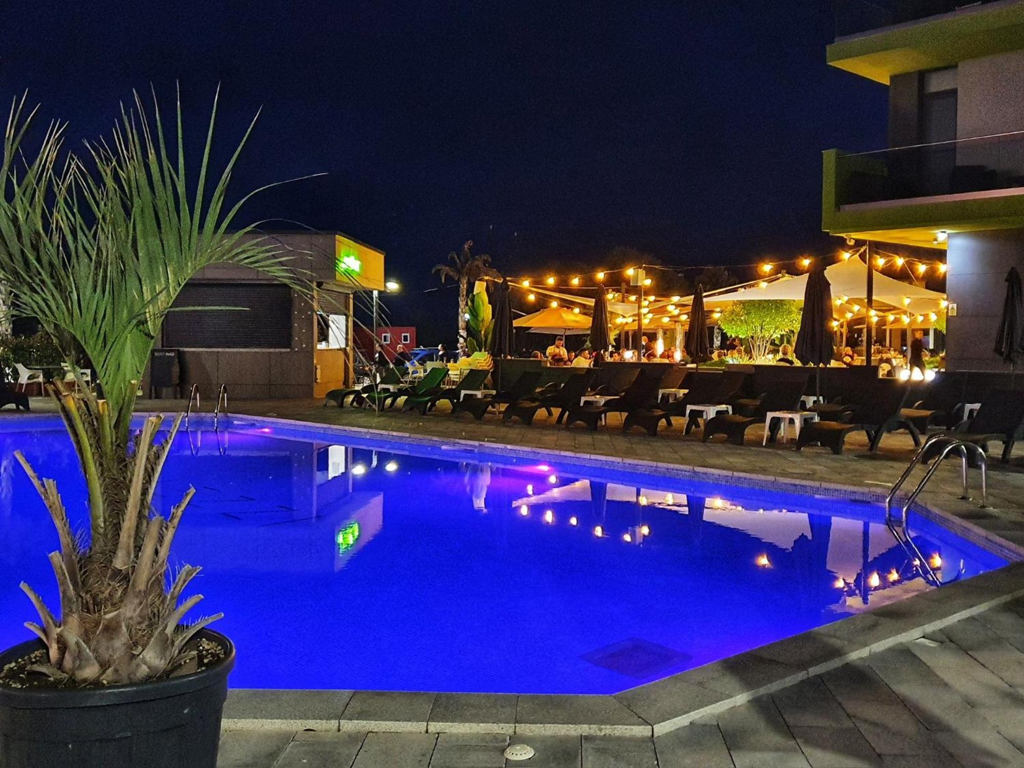 Andreas - Pool & Spa Beach Resort Năvodari Eksteriør billede